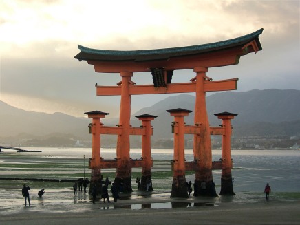 Itsukushima Shrine.low